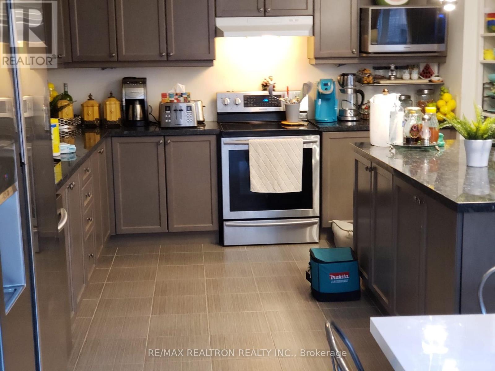 78 Ben Sinclair Avenue, East Gwillimbury, Ontario  L0G 1R0 - Photo 12 - N13113016