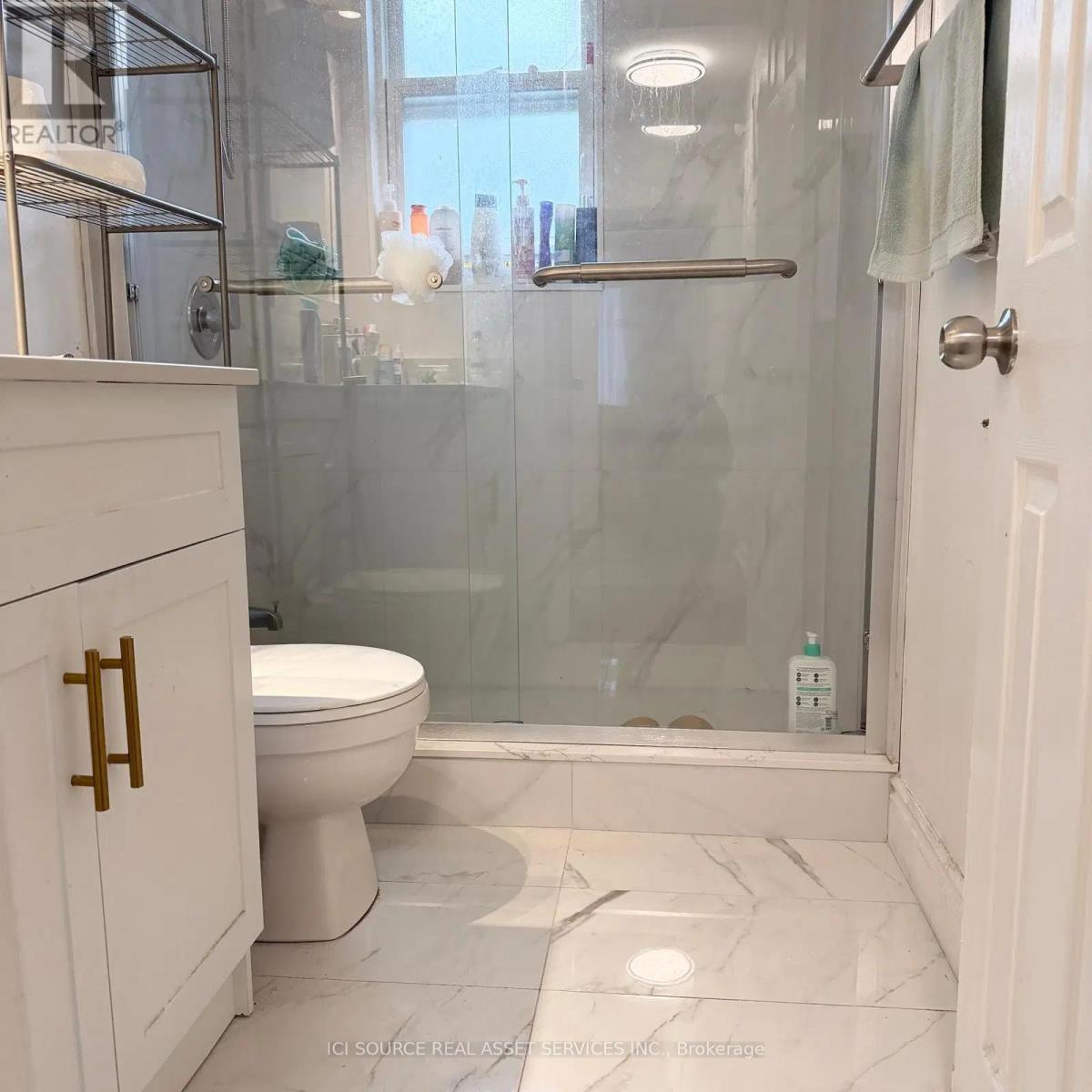 Main Fl - 78 Tormore Drive, Richmond Hill, Ontario  L4C 3N5 - Photo 7 - N13113106
