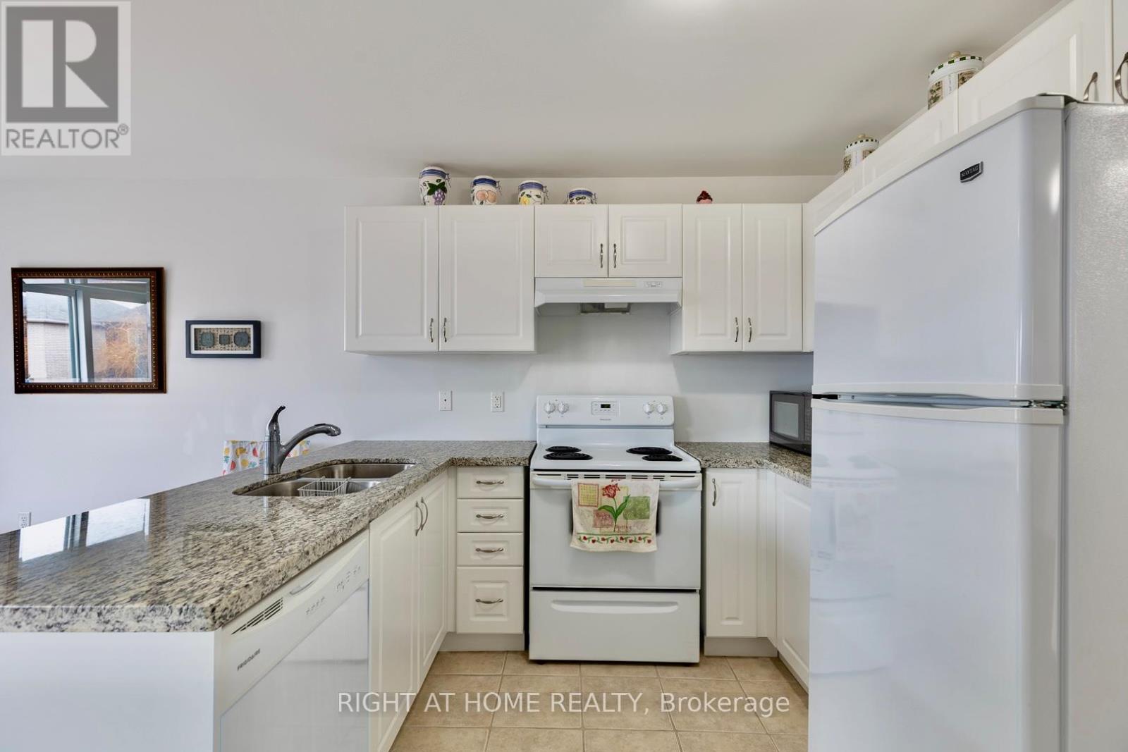 2110 Galloway Street, Innisfil (Alcona), Ontario  L9S 4B7 - Photo 8 - N13113282