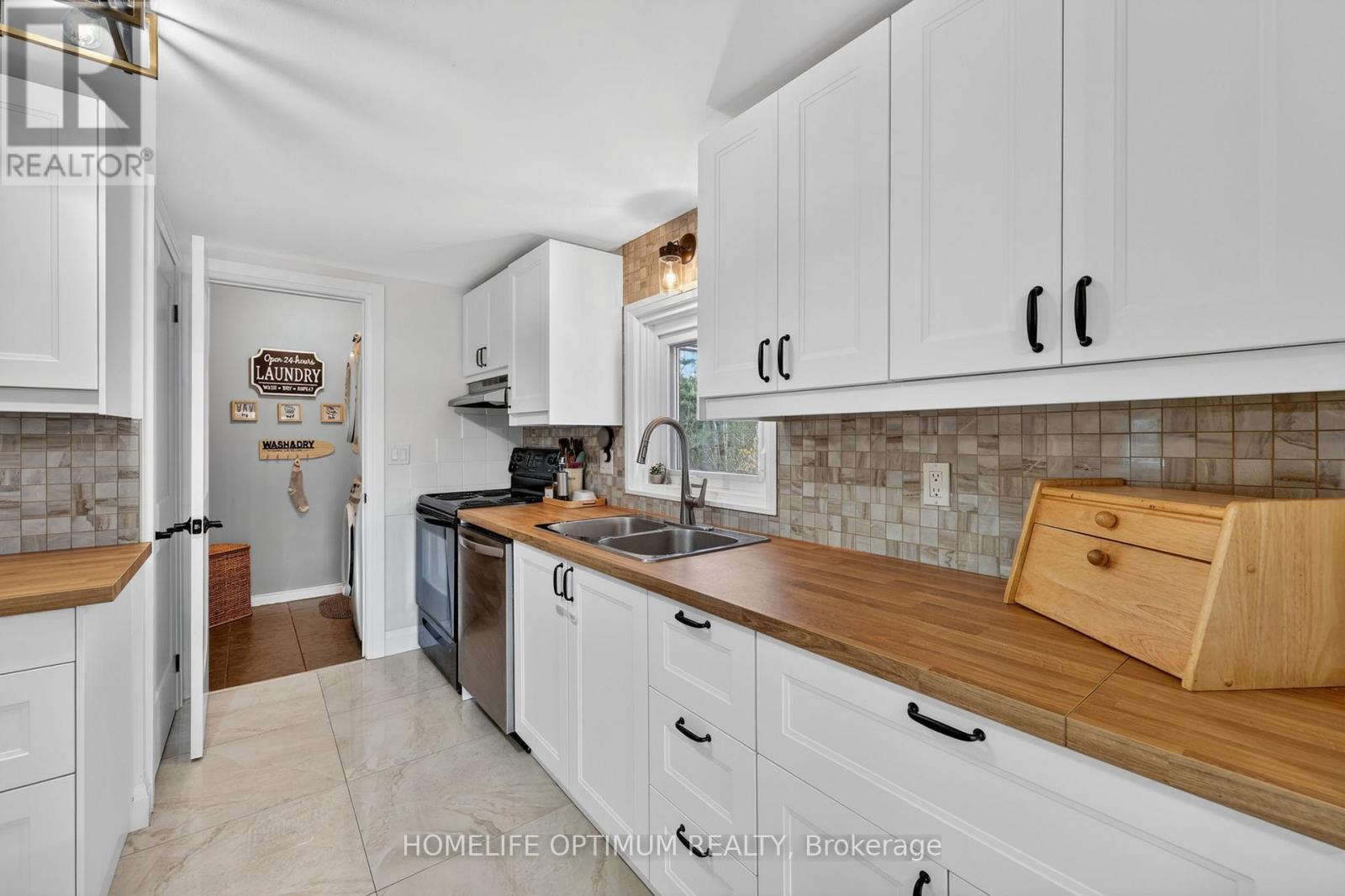 5670 Thomas Drive, Georgina, Ontario  L0E 1A0 - Photo 11 - N13113298