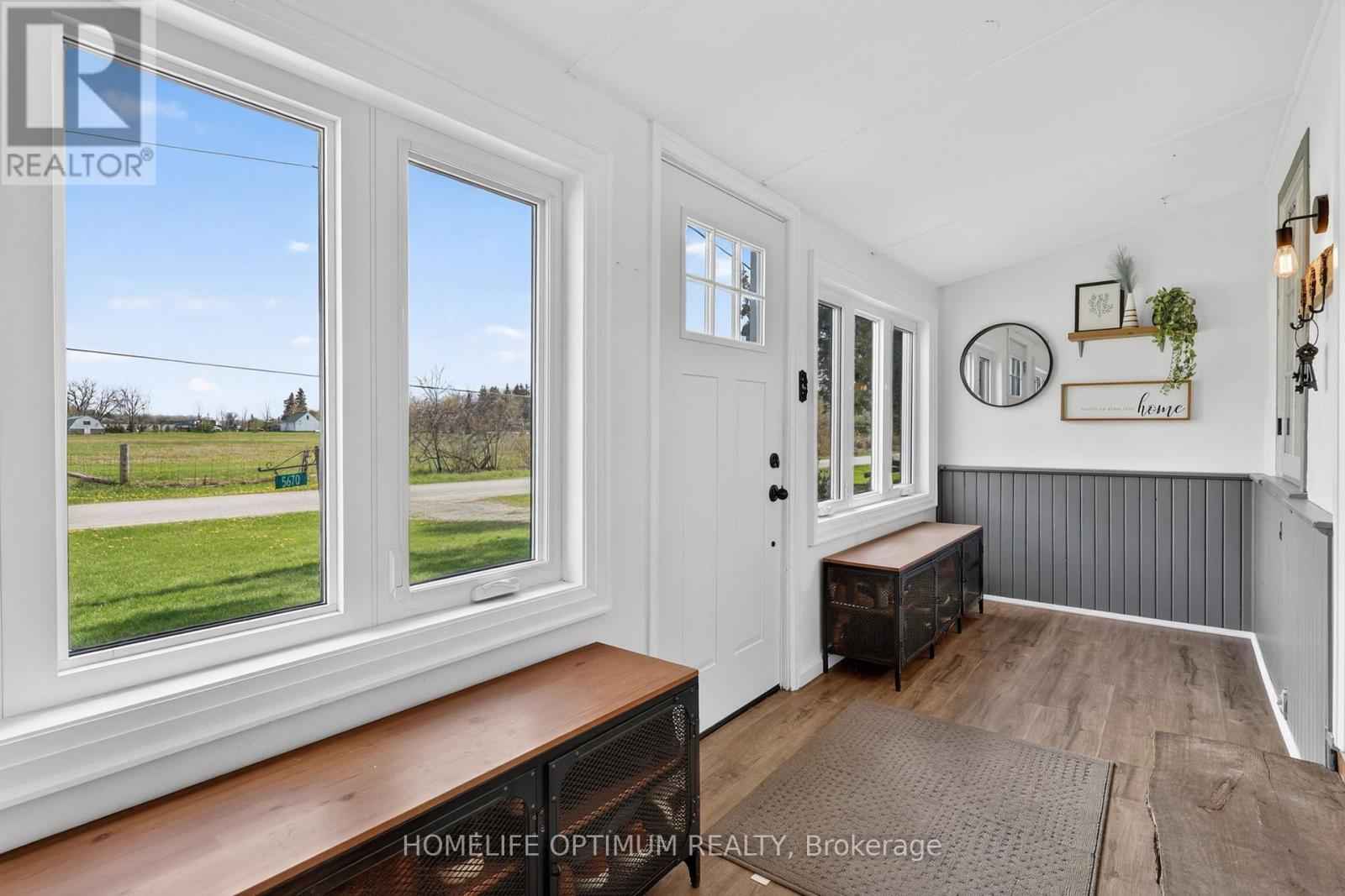 5670 Thomas Drive, Georgina, Ontario  L0E 1A0 - Photo 4 - N13113298