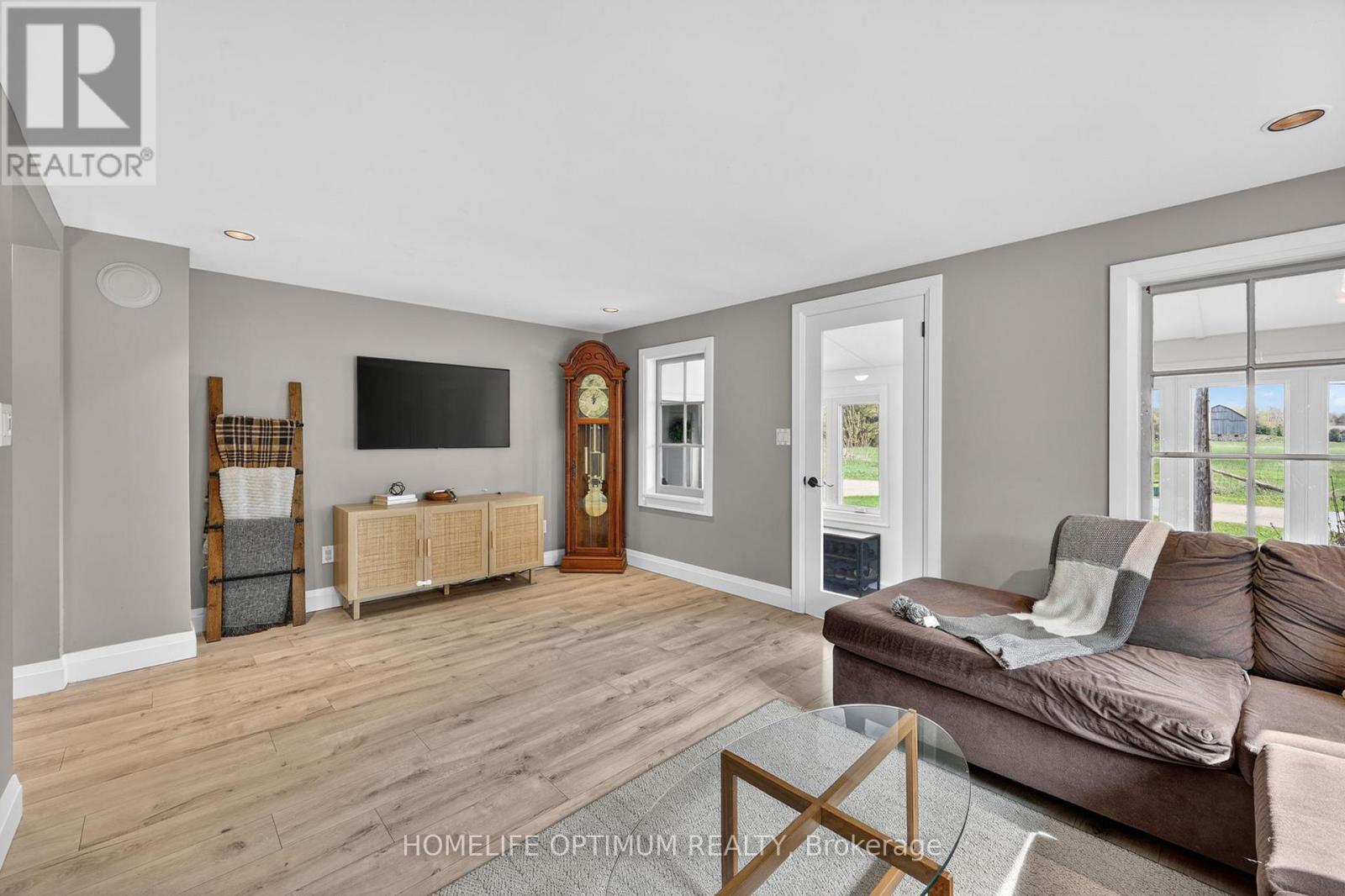 5670 Thomas Drive, Georgina, Ontario  L0E 1A0 - Photo 7 - N13113298