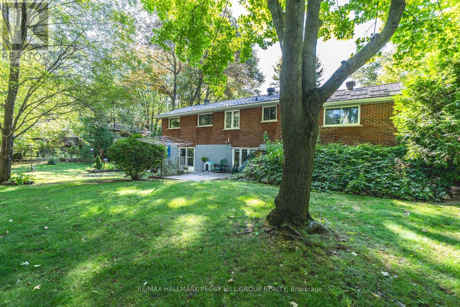 82 Helena Street, Wasaga Beach, Ontario  L9Z 1R1 - Photo 16 - S13113030