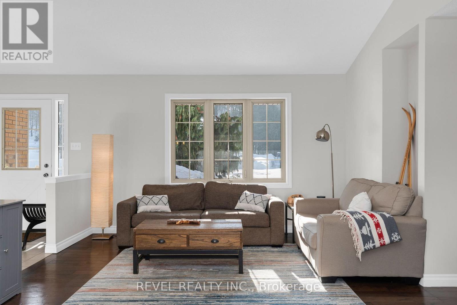 32 Hickory Lane, Oro-Medonte (Sugarbush), Ontario  L0K 1E0 - Photo 7 - S13113180