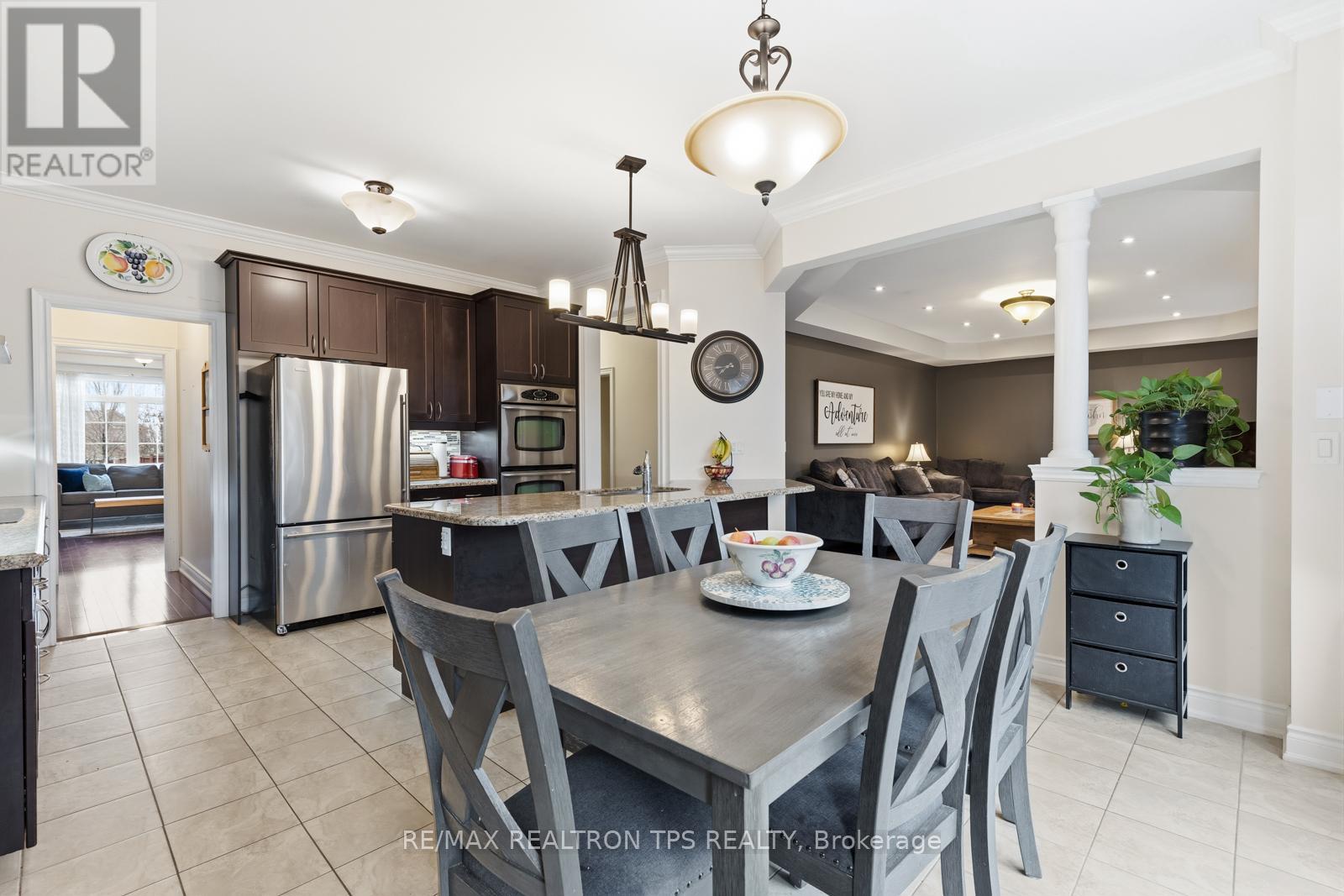 555 Kingsfield Loop, Oshawa, Ontario  L1K 0H8 - Photo 12 - E13103156
