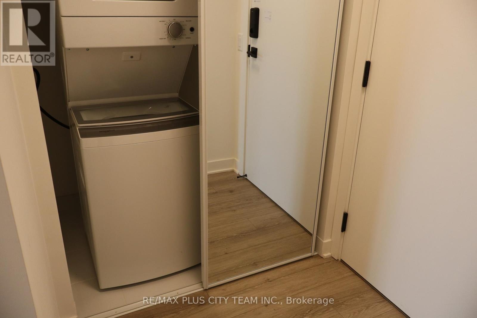 418 - 1185 Dupont Street, Toronto, Ontario M6H 0G5 - Photo 17 - W12998040