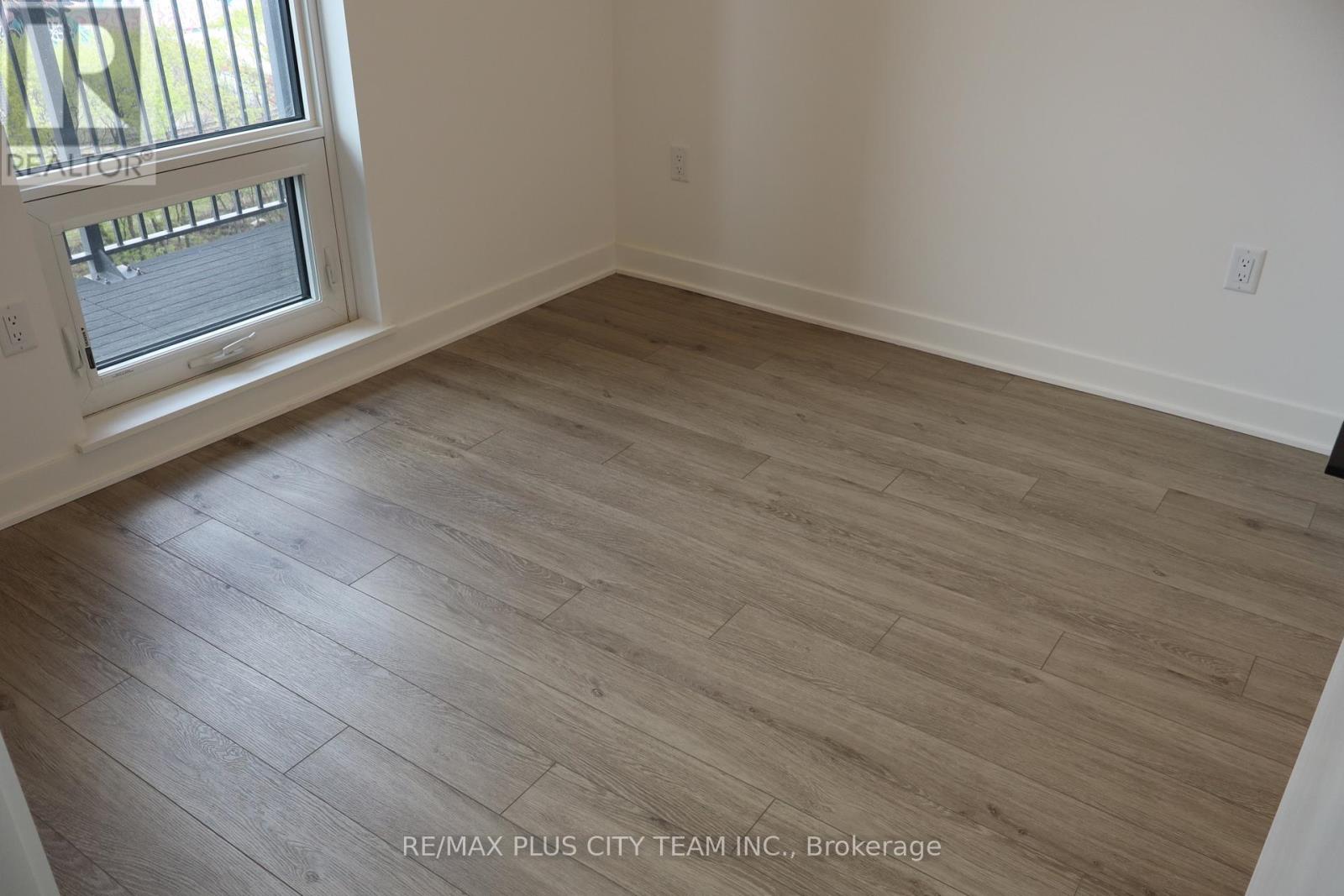 418 - 1185 Dupont Street, Toronto, Ontario M6H 0G5 - Photo 6 - W12998040