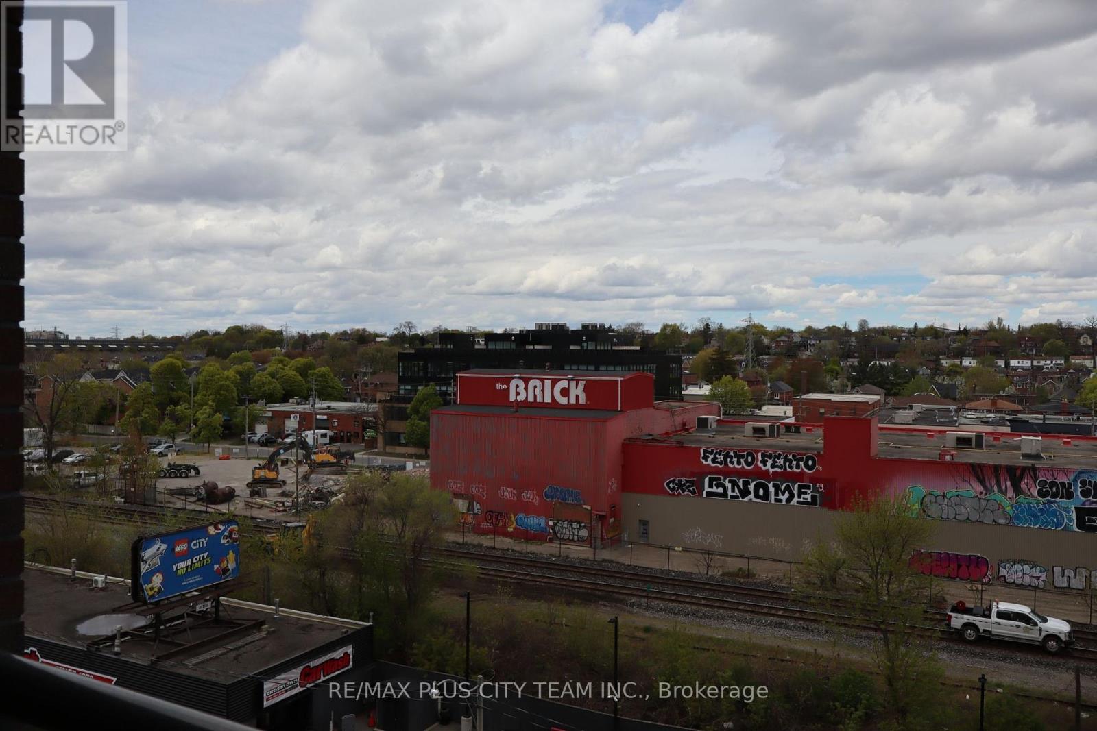 418 - 1185 Dupont Street, Toronto, Ontario M6H 0G5 - Photo 28 - W12998040