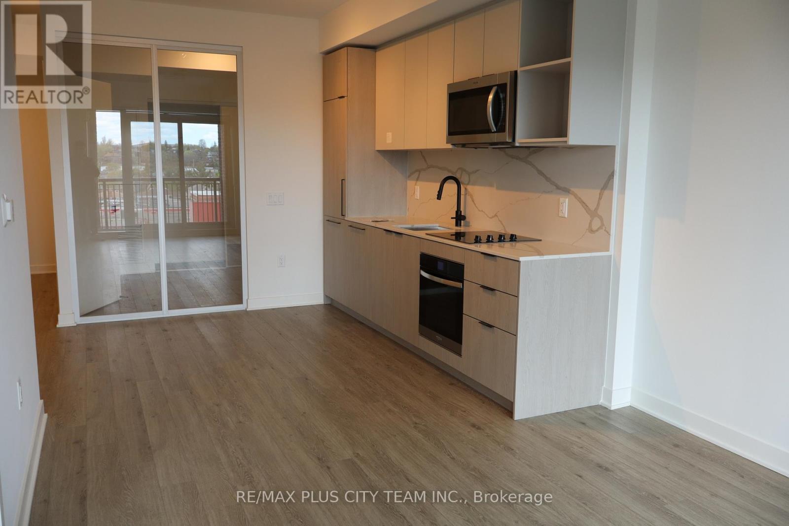 418 - 1185 Dupont Street, Toronto, Ontario M6H 0G5 - Photo 4 - W12998040