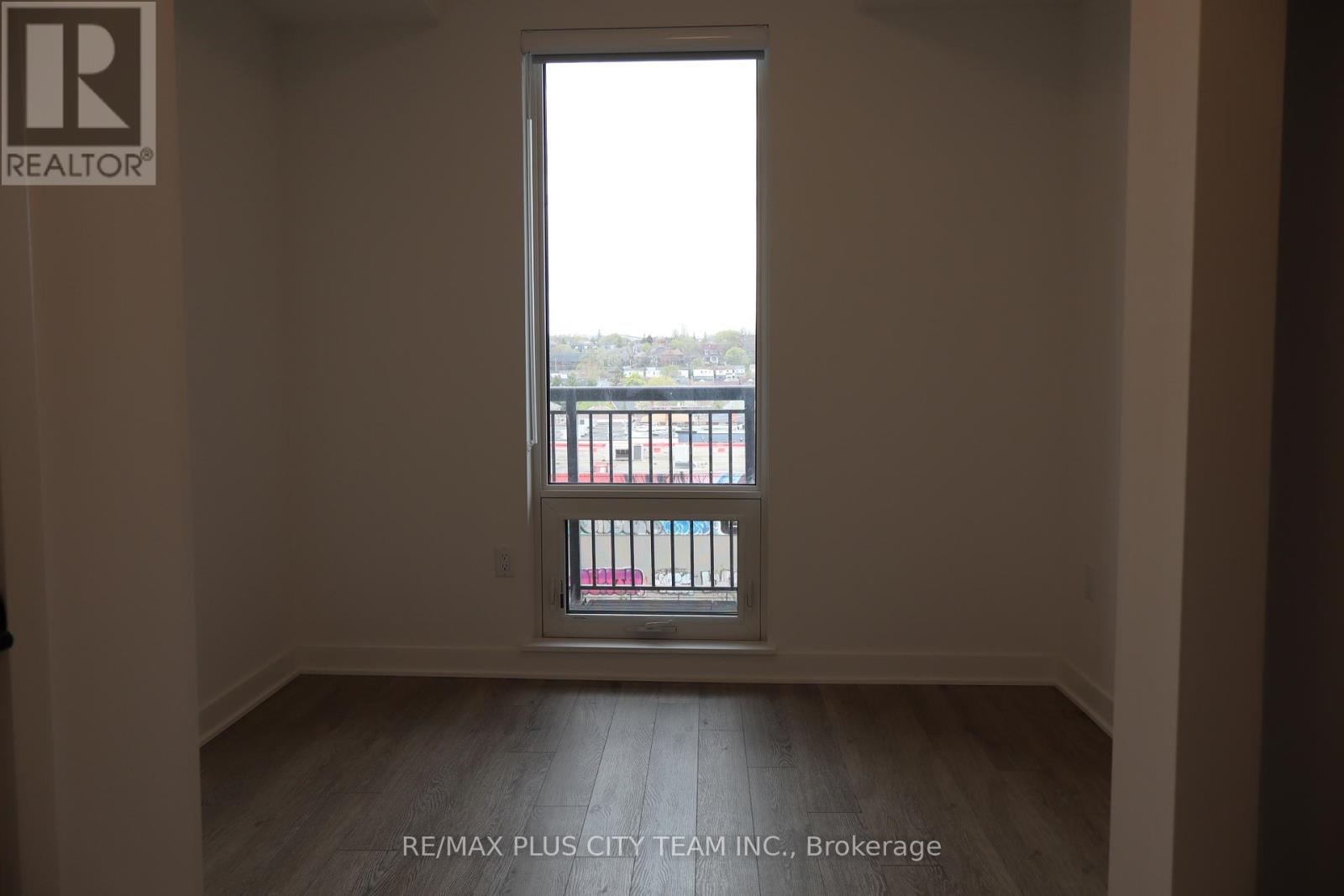 418 - 1185 Dupont Street, Toronto, Ontario M6H 0G5 - Photo 8 - W12998040