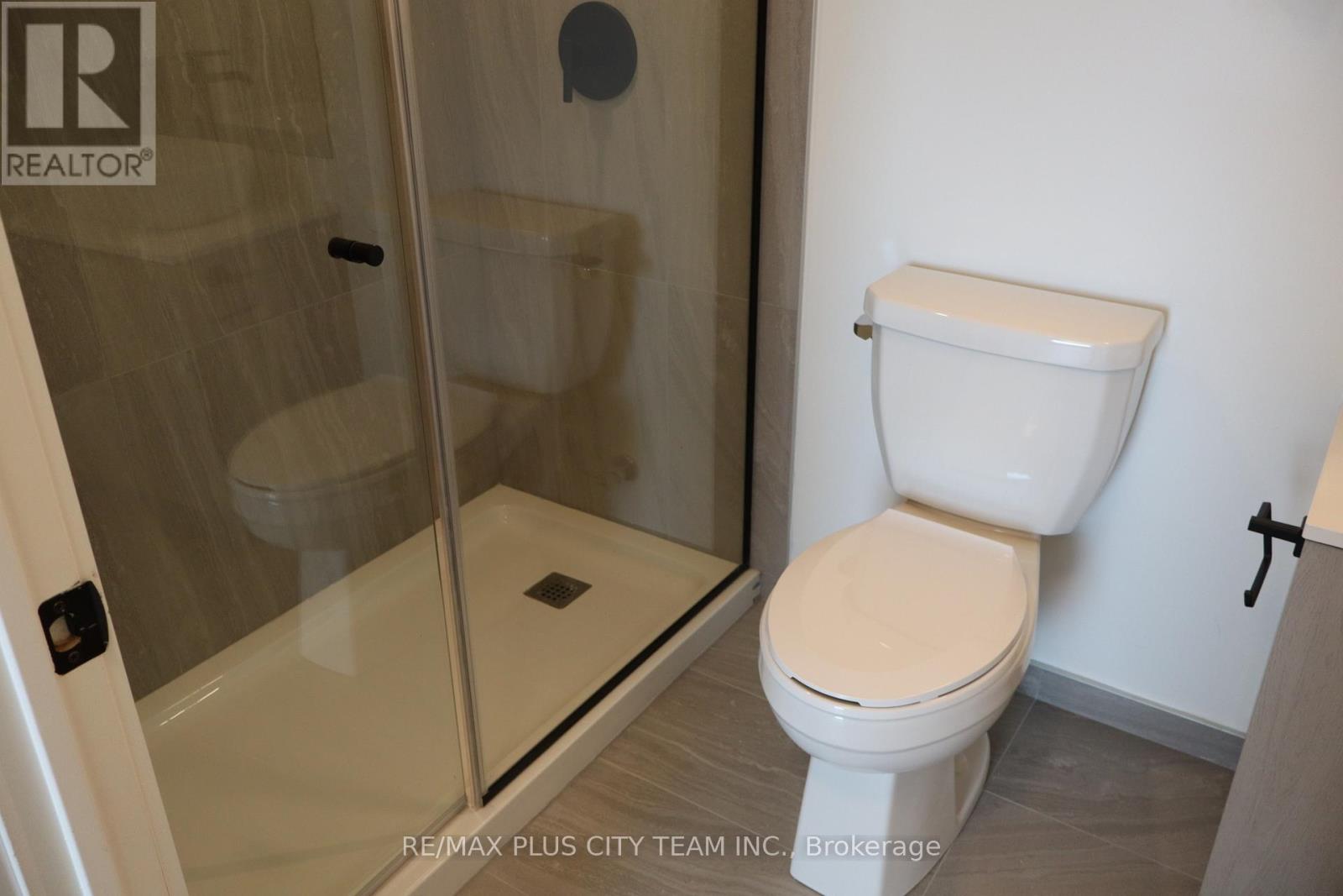 418 - 1185 Dupont Street, Toronto, Ontario M6H 0G5 - Photo 10 - W12998040
