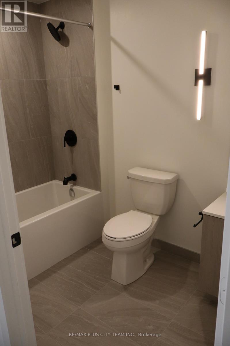 418 - 1185 Dupont Street, Toronto, Ontario M6H 0G5 - Photo 16 - W12998040