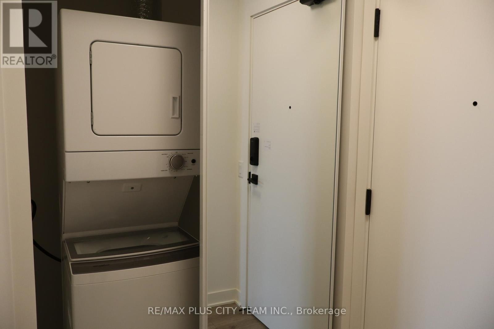 418 - 1185 Dupont Street, Toronto, Ontario M6H 0G5 - Photo 18 - W12998040