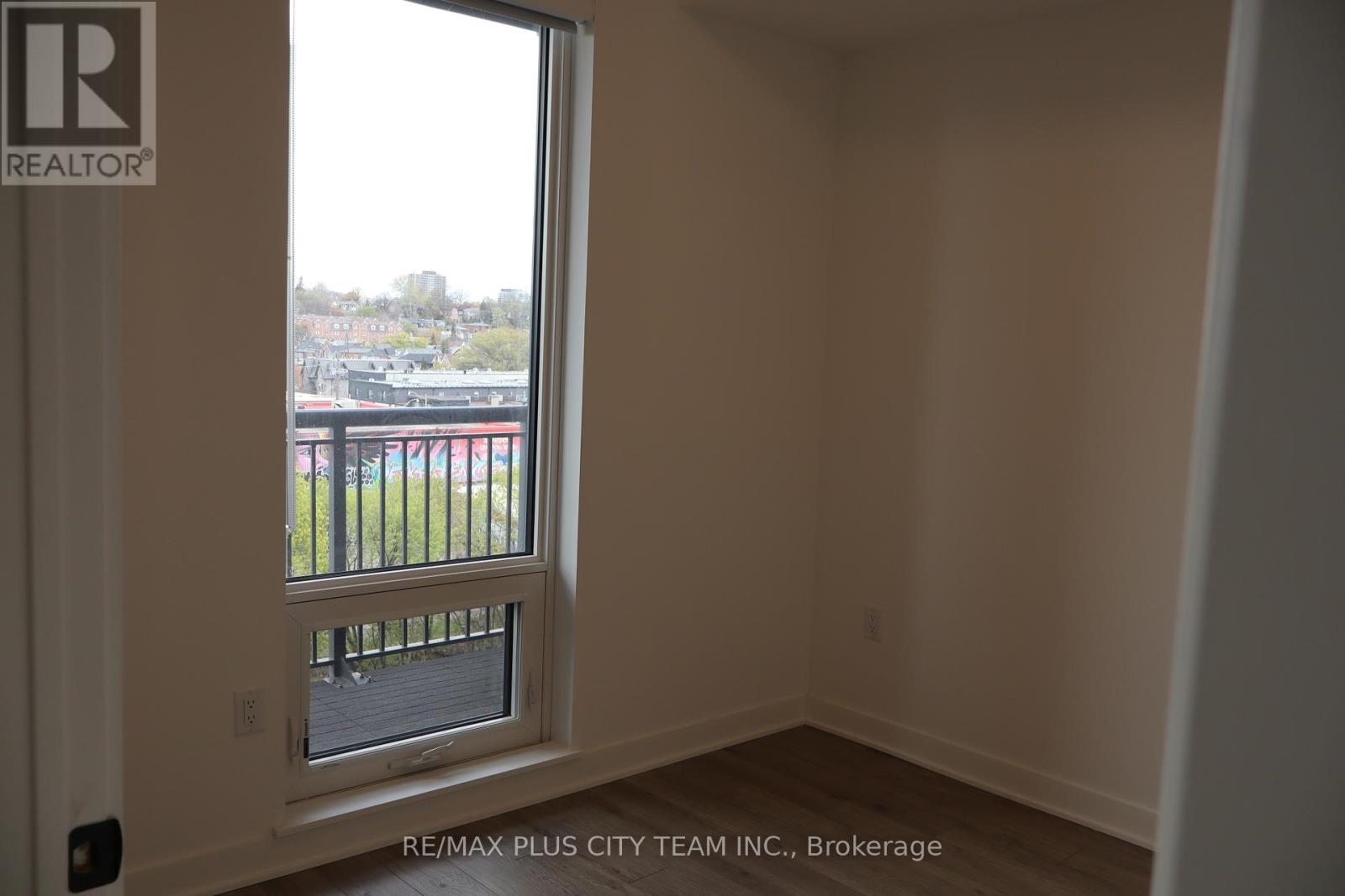 418 - 1185 Dupont Street, Toronto, Ontario M6H 0G5 - Photo 7 - W12998040