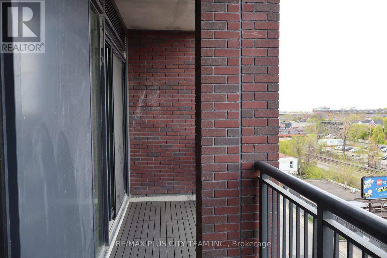 418 - 1185 Dupont Street, Toronto, Ontario M6H 0G5 - Photo 27 - W12998040