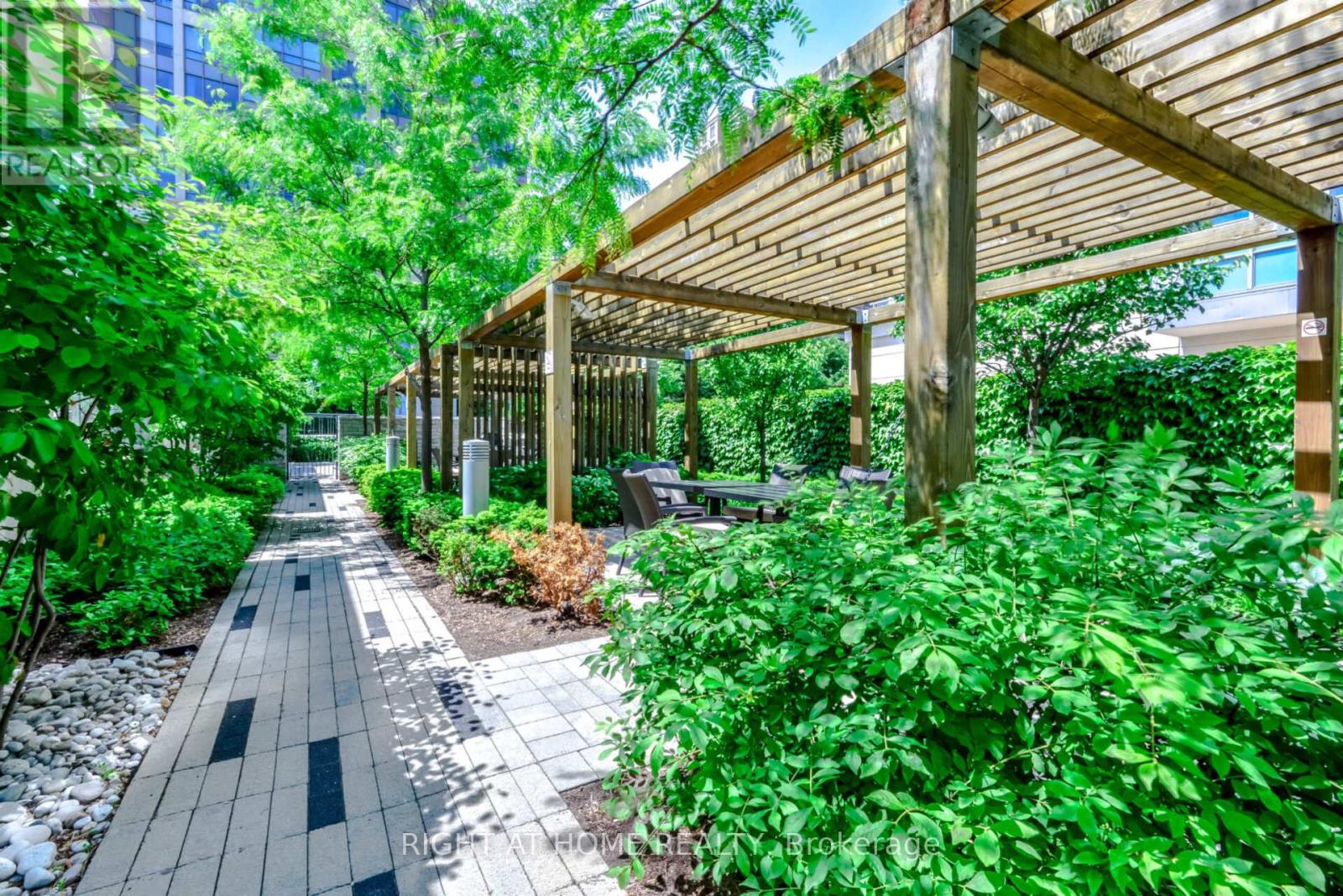 307 - 15 Viking Lane, Toronto, Ontario M9B 0A4 - Photo 40 - W13109092