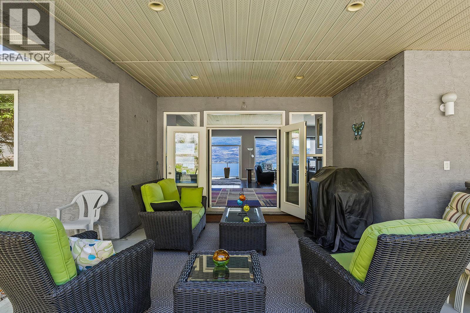 6498 Sherburn Road, Peachland, British Columbia  V0H 1X7 - Photo 36 - 10386925