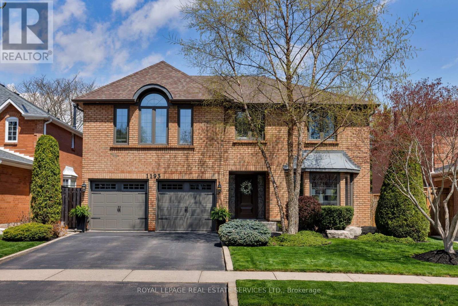 1193 Bowman Drive, Oakville, Ontario  L6M 2T3 - Photo 1 - W13113020