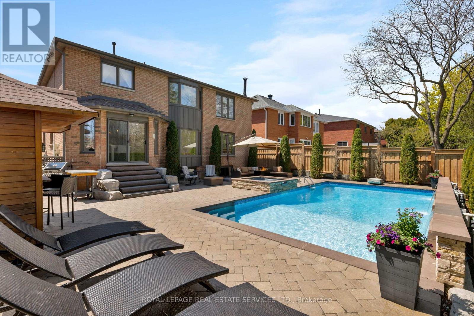 1193 Bowman Drive, Oakville, Ontario  L6M 2T3 - Photo 2 - W13113020