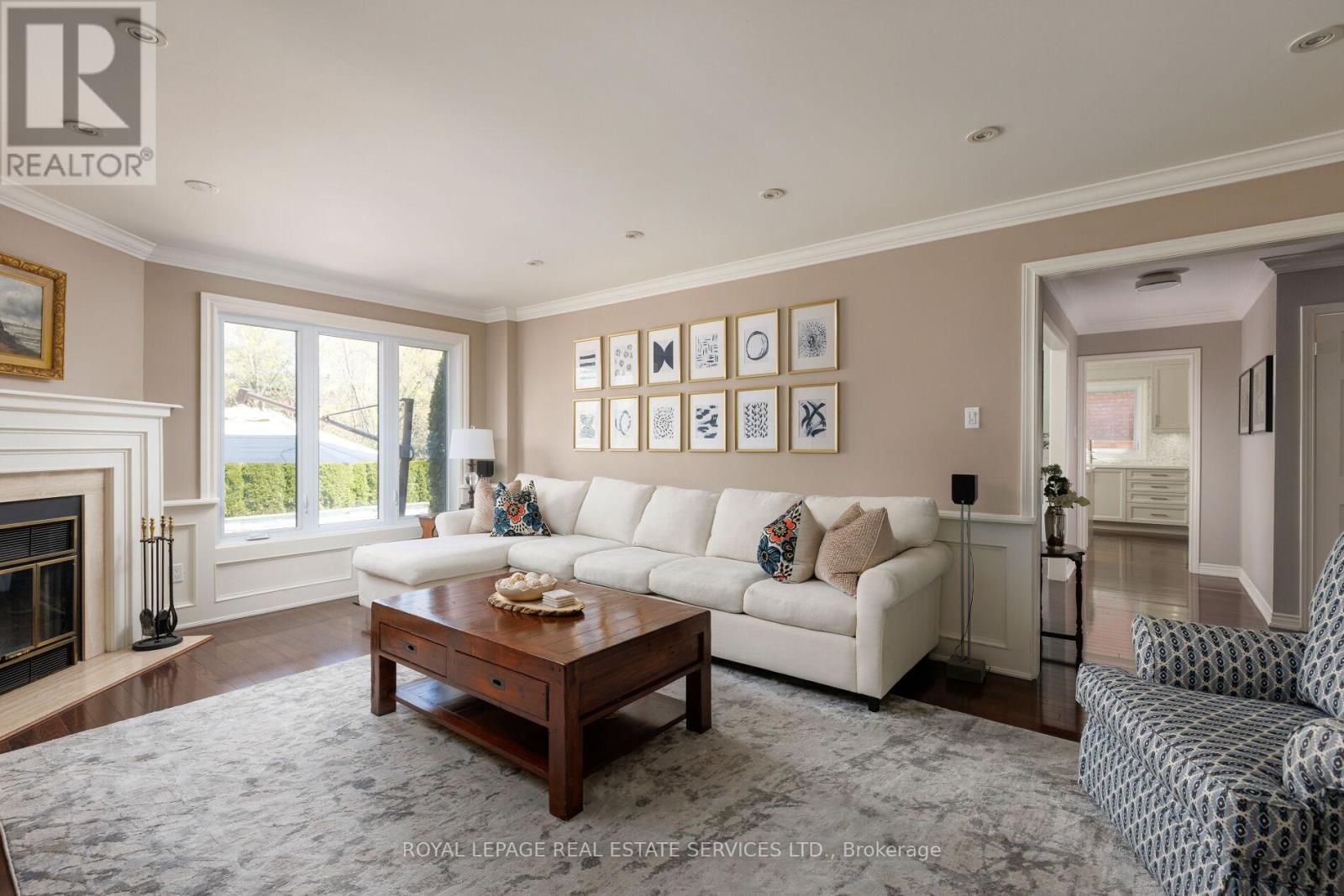 1193 Bowman Drive, Oakville, Ontario  L6M 2T3 - Photo 4 - W13113020