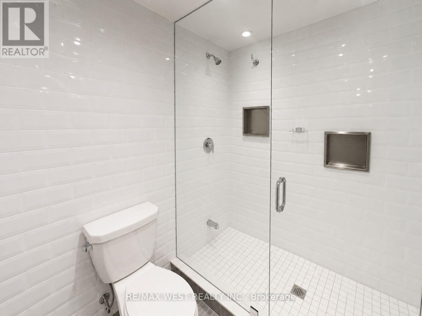 Basement - 431 Concord Avenue, Toronto, Ontario  M6H 2P9 - Photo 12 - W13113048