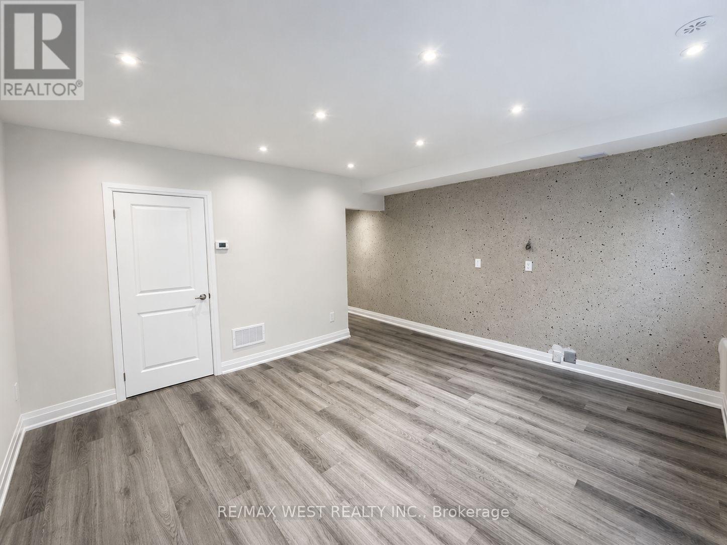 Basement - 431 Concord Avenue, Toronto, Ontario  M6H 2P9 - Photo 14 - W13113048