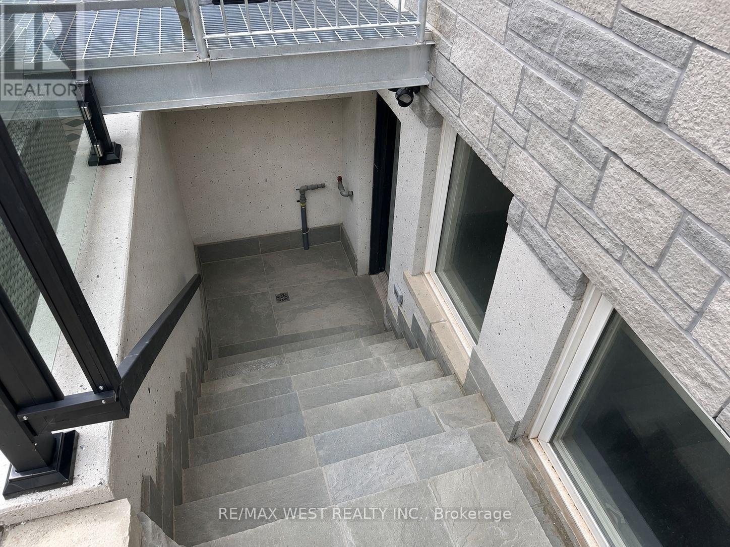 Basement - 431 Concord Avenue, Toronto, Ontario  M6H 2P9 - Photo 15 - W13113048