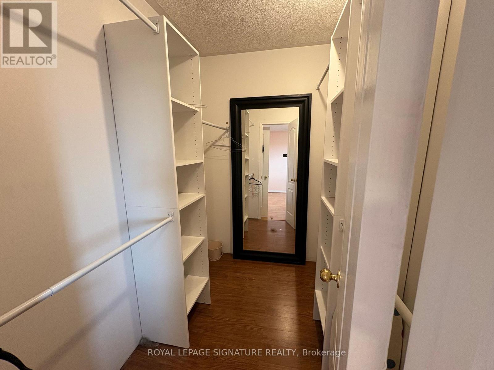 Main - 6037 Duford Drive, Mississauga, Ontario  L5V 1A8 - Photo 38 - W13113058