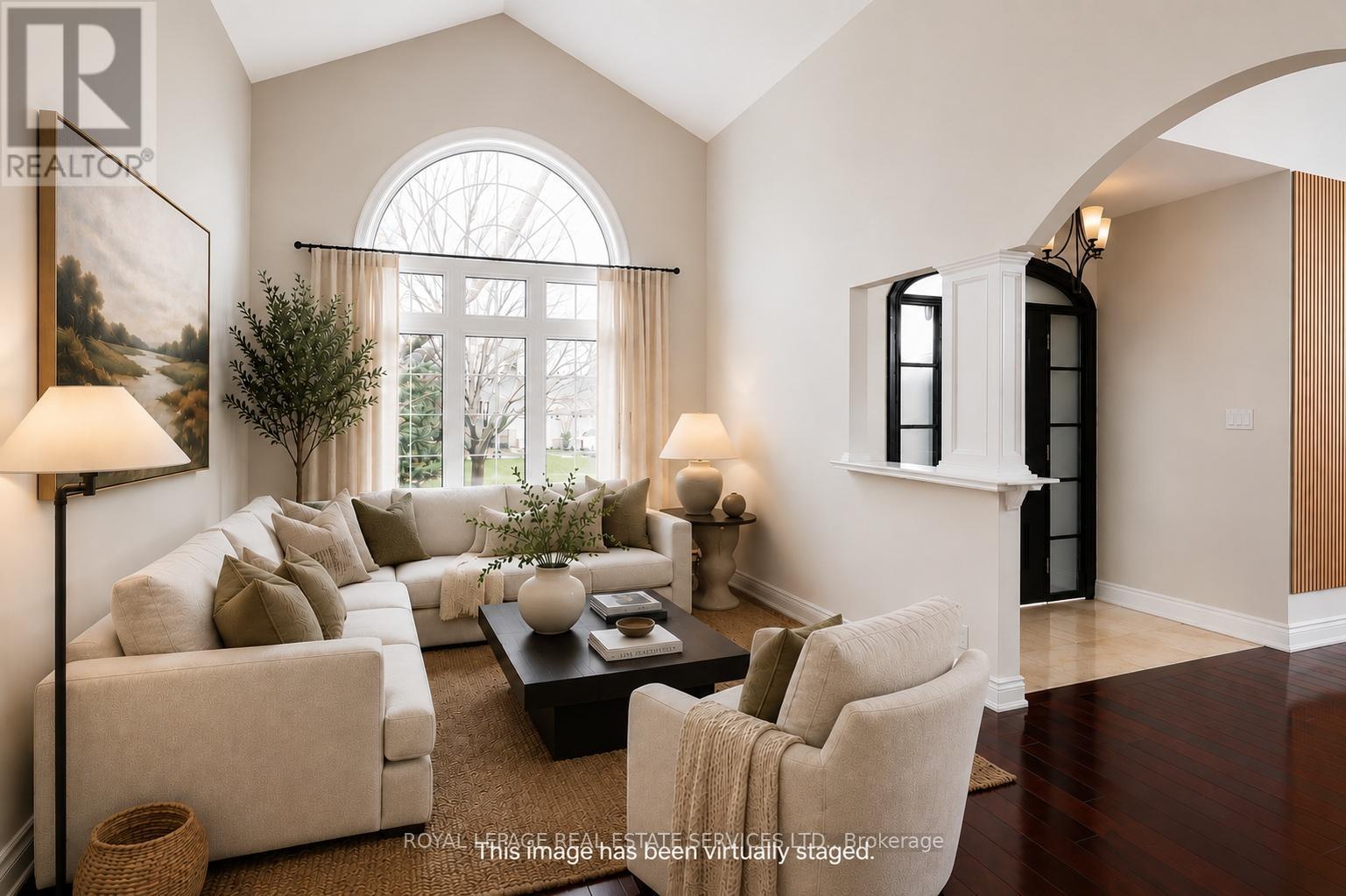 1061 Summit Ridge Drive, Oakville, Ontario  L6M 3K9 - Photo 2 - W13113156