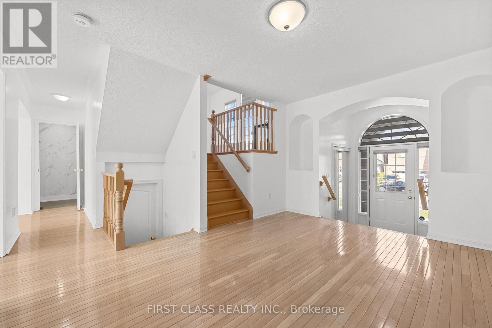 Main - 5554 Churchill Meadows Boulevard, Mississauga, Ontario  L5M 6M6 - Photo 2 - W13113212