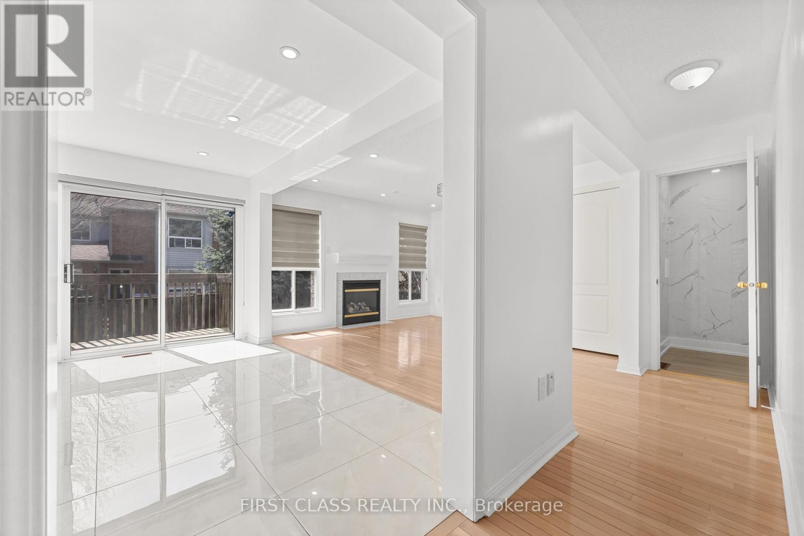 Main - 5554 Churchill Meadows Boulevard, Mississauga, Ontario  L5M 6M6 - Photo 4 - W13113212