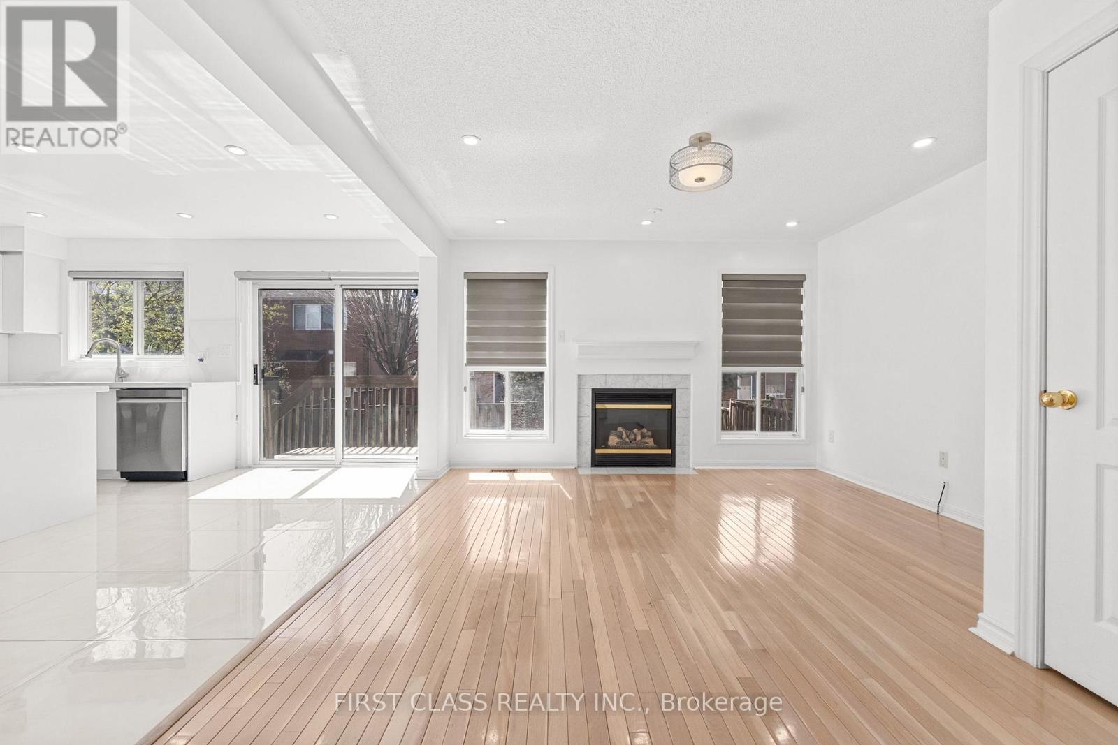 Main - 5554 Churchill Meadows Boulevard, Mississauga, Ontario  L5M 6M6 - Photo 5 - W13113212