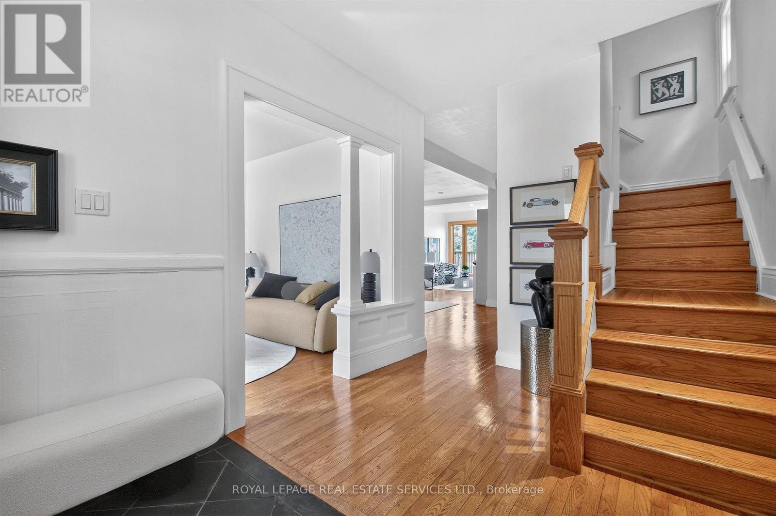 102 Gothic Avenue, Toronto (High Park North), Ontario  M6P 2V9 - Photo 4 - W13113268