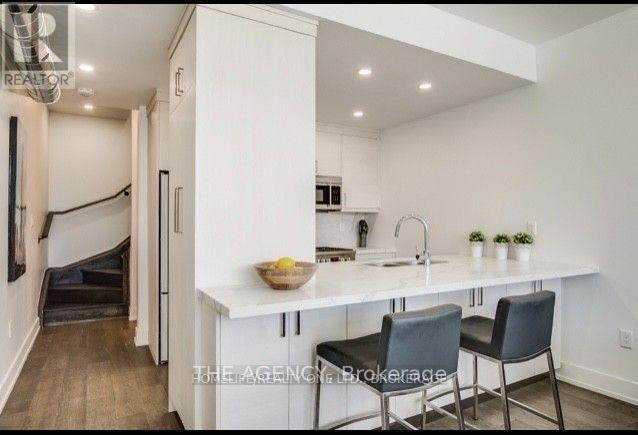 303 Gilmour Avenue, Toronto, Ontario  M6S 3B6 - Photo 2 - W13113272