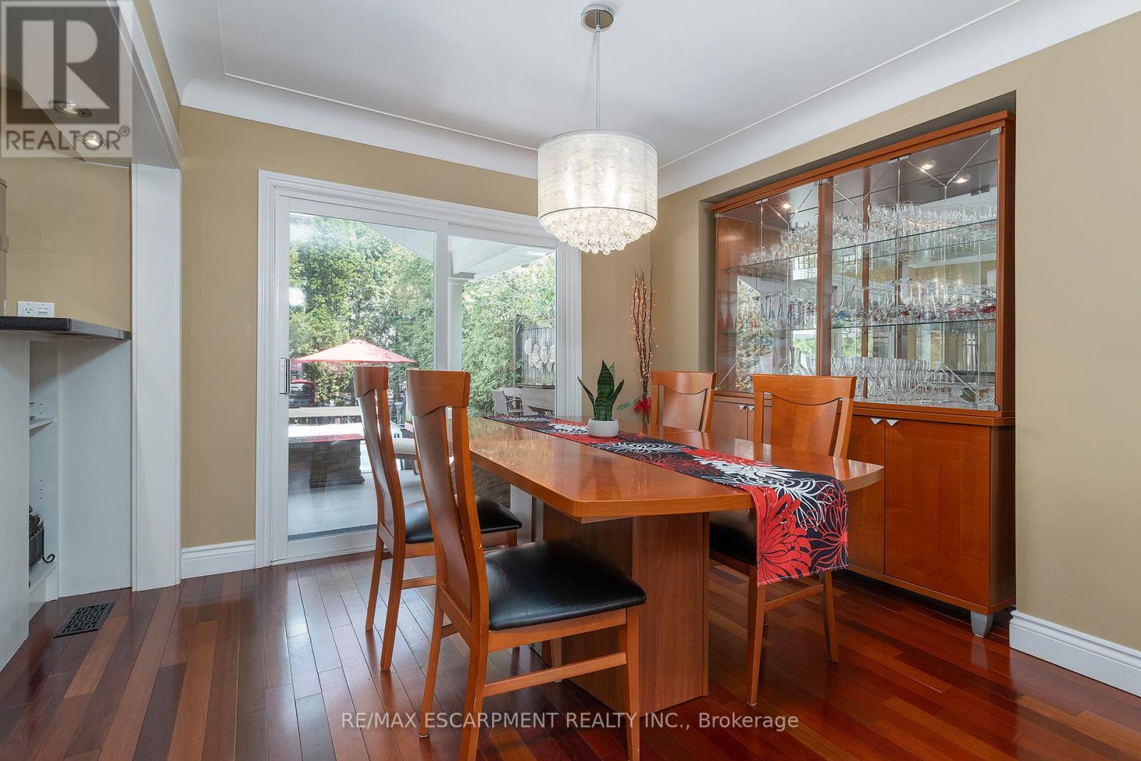 193 Pine Cove Road, Burlington, Ontario  L7N 1W1 - Photo 6 - W13113300