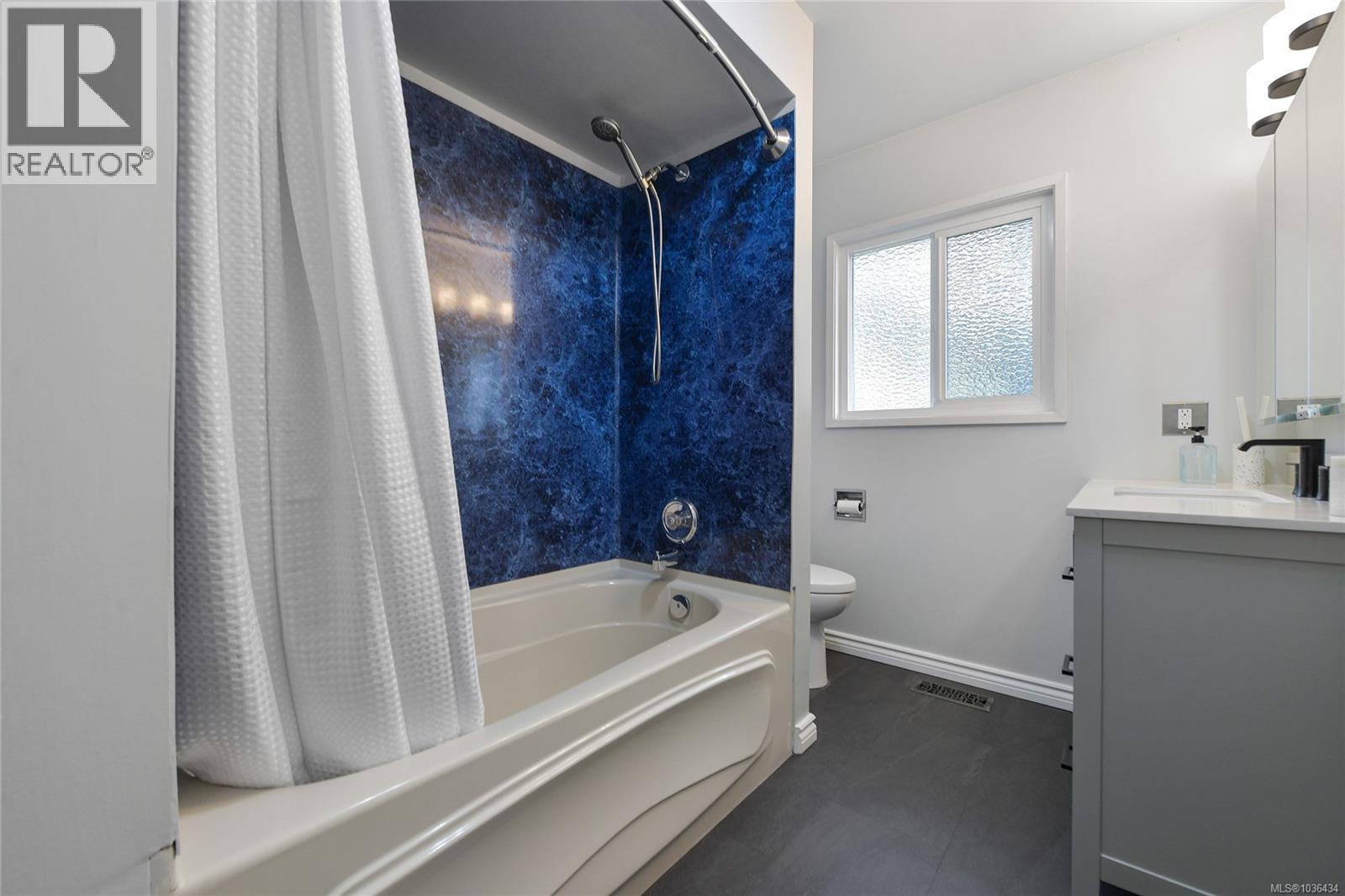 600 Phelps Ave, Langford, British Columbia  V9B 4P1 - Photo 27 - 1036434
