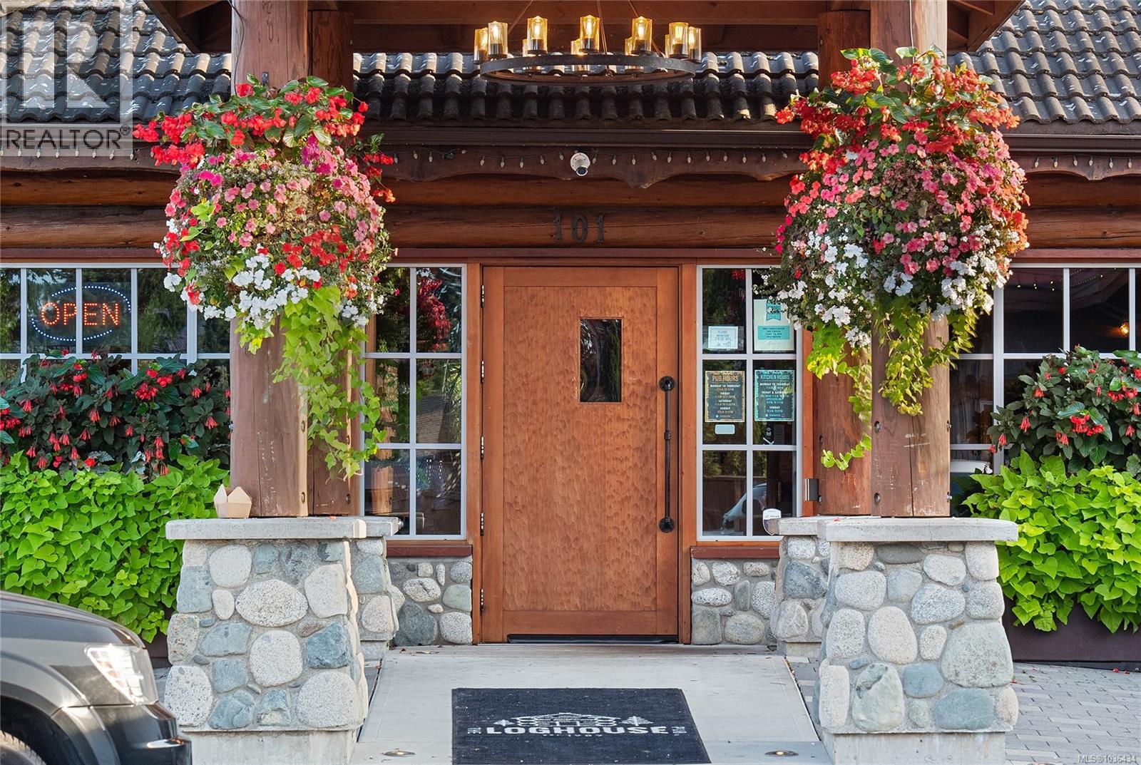 600 Phelps Ave, Langford, British Columbia  V9B 4P1 - Photo 76 - 1036434