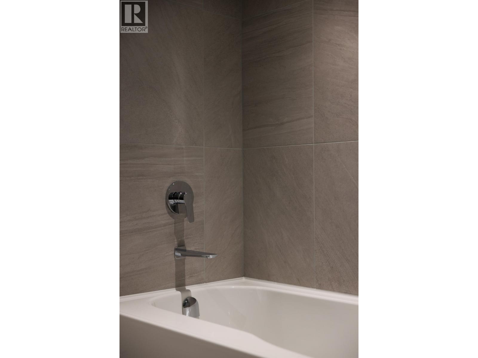 Th112 755 Harbourside Drive, North Vancouver, British Columbia V7P 0G1 - Photo 28 - R3117576