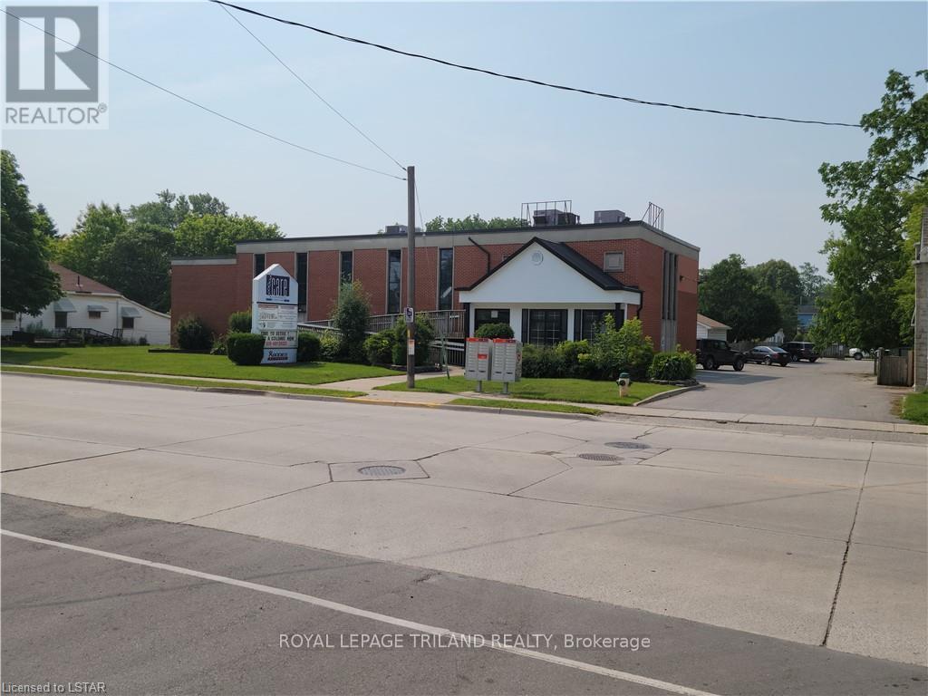 170 Wellington Street, St. Thomas, Ontario  N5R 2S1 - Photo 2 - X13113344