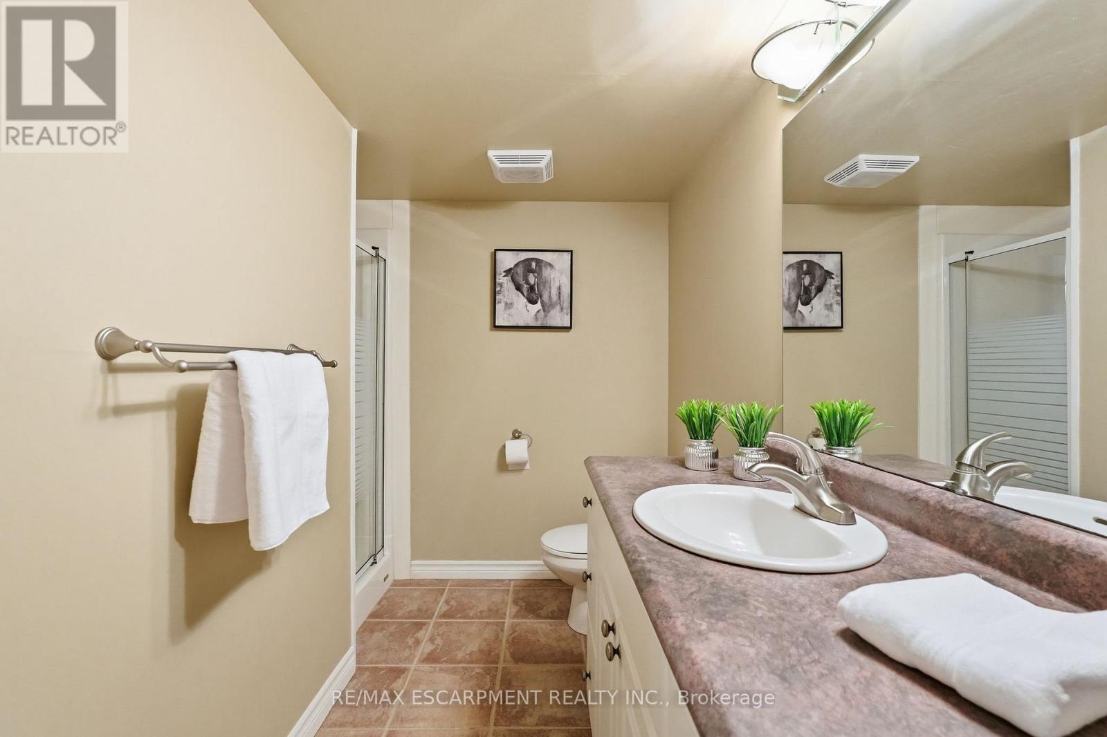 6 Vanstraalen Street, Hamilton, Ontario  L0R 1H3 - Photo 40 - X13113054
