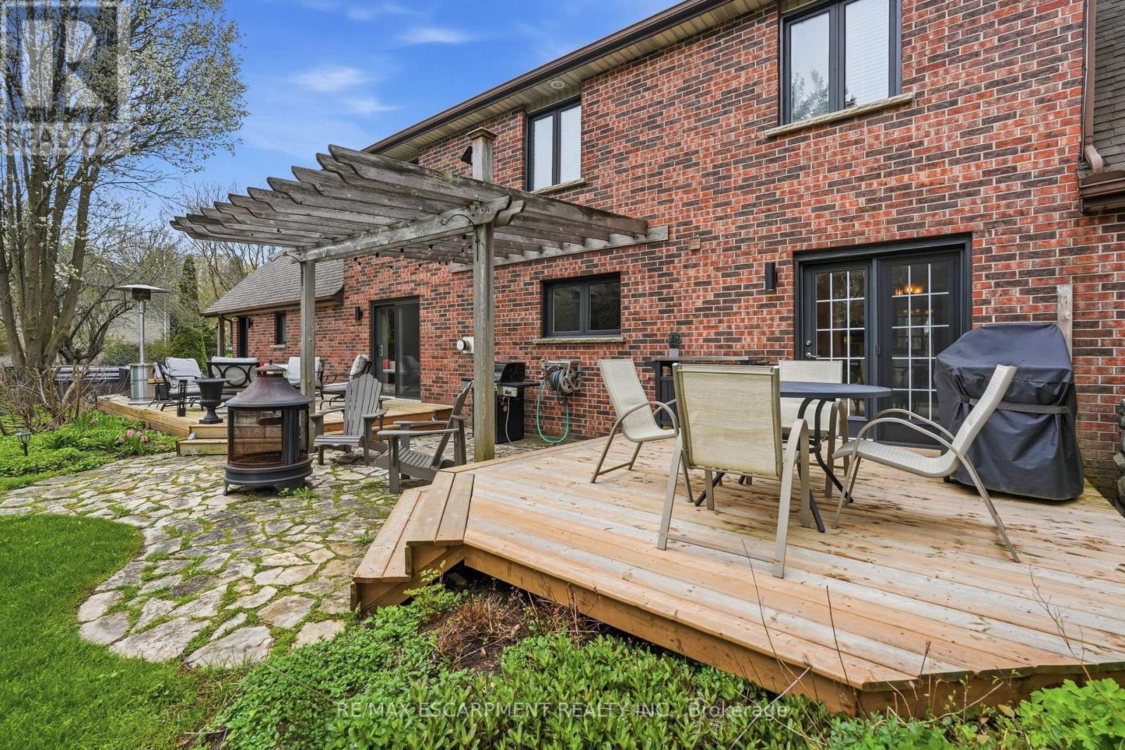 6 Vanstraalen Street, Hamilton, Ontario  L0R 1H3 - Photo 41 - X13113054