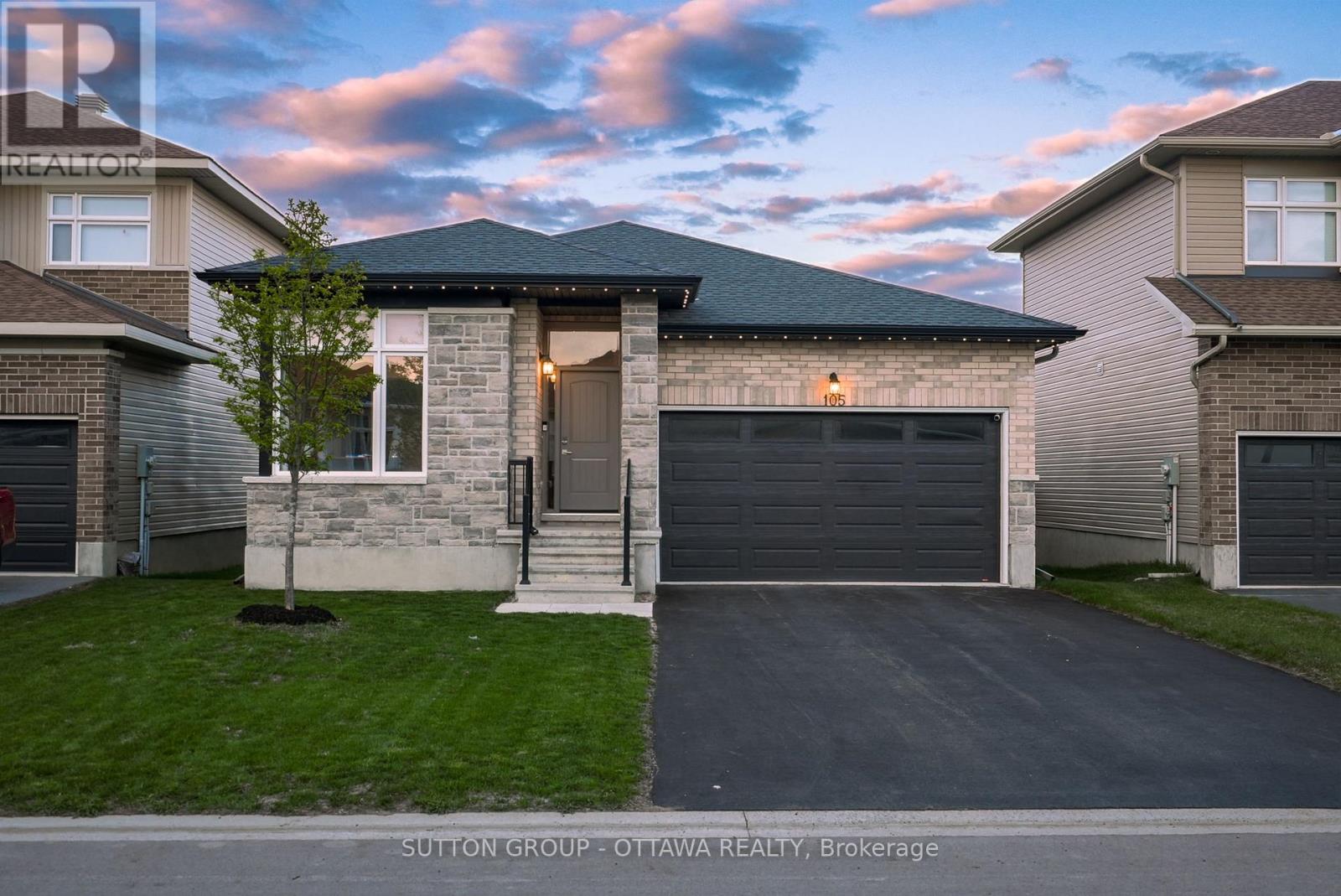 105 DUNLOP ROAD, Carleton Place, Ontario