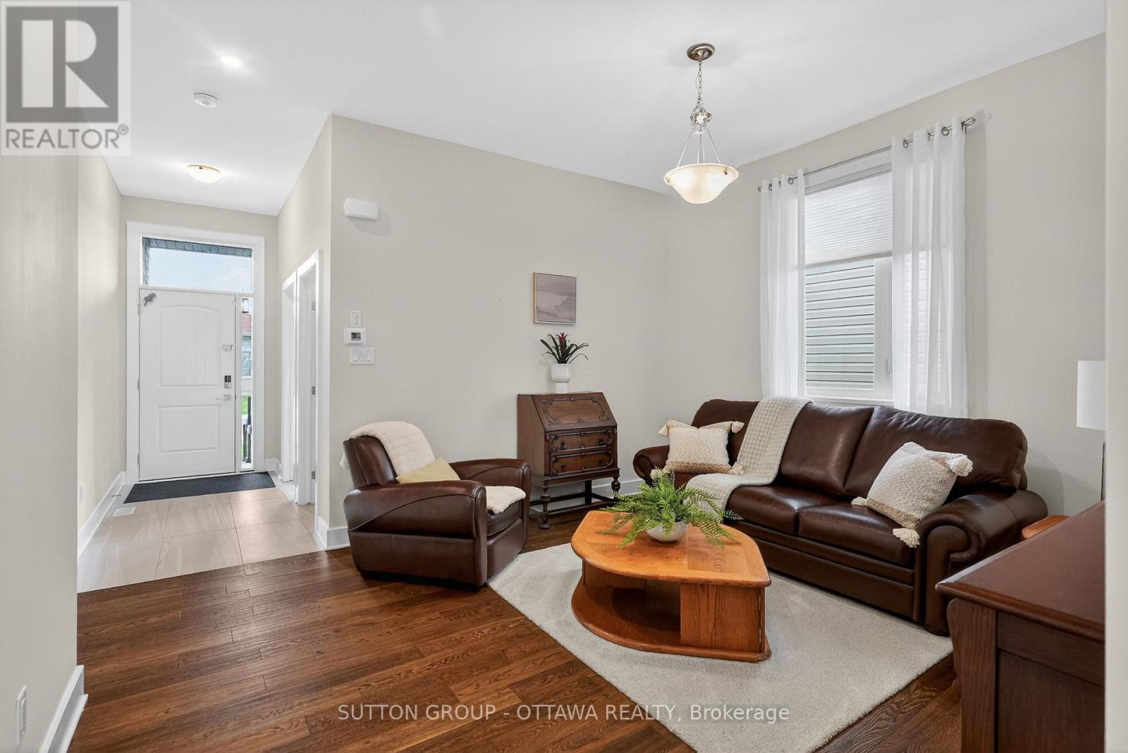 105 Dunlop Road, Carleton Place, Ontario  K7C 0R8 - Photo 4 - X13113382