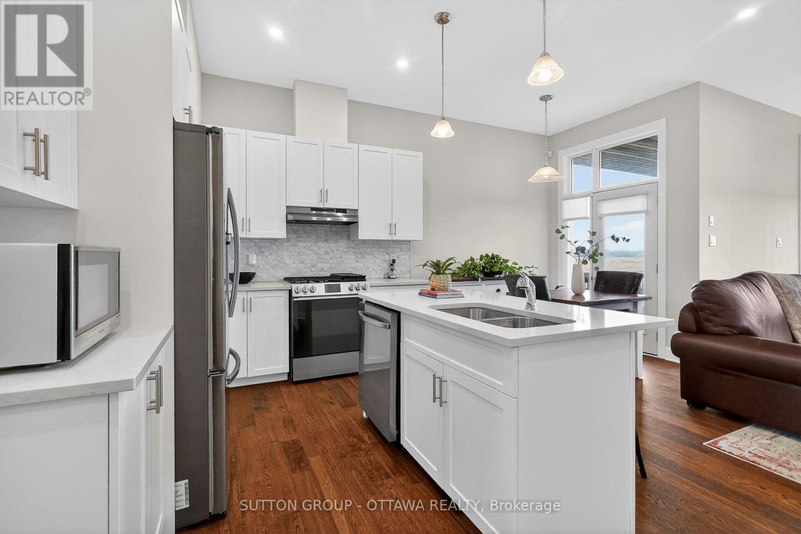 105 Dunlop Road, Carleton Place, Ontario  K7C 0R8 - Photo 8 - X13113382