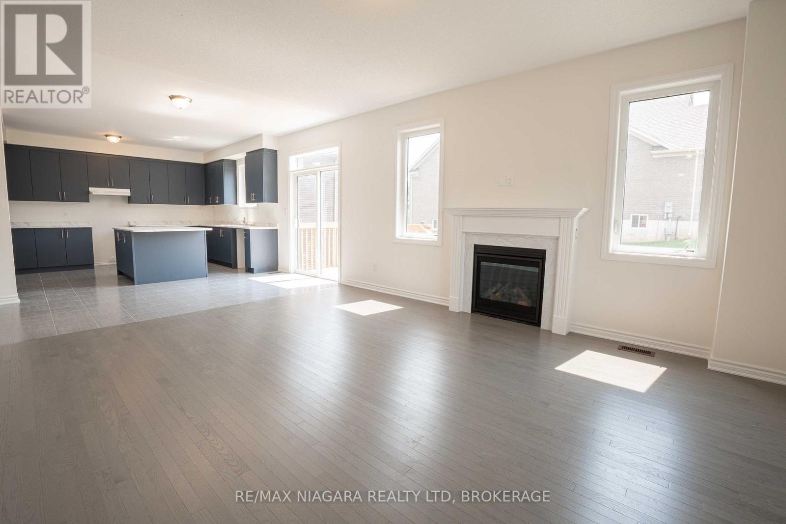 25 Oriole Crescent, Port Colborne, Ontario  L3K 6E2 - Photo 4 - X13113394