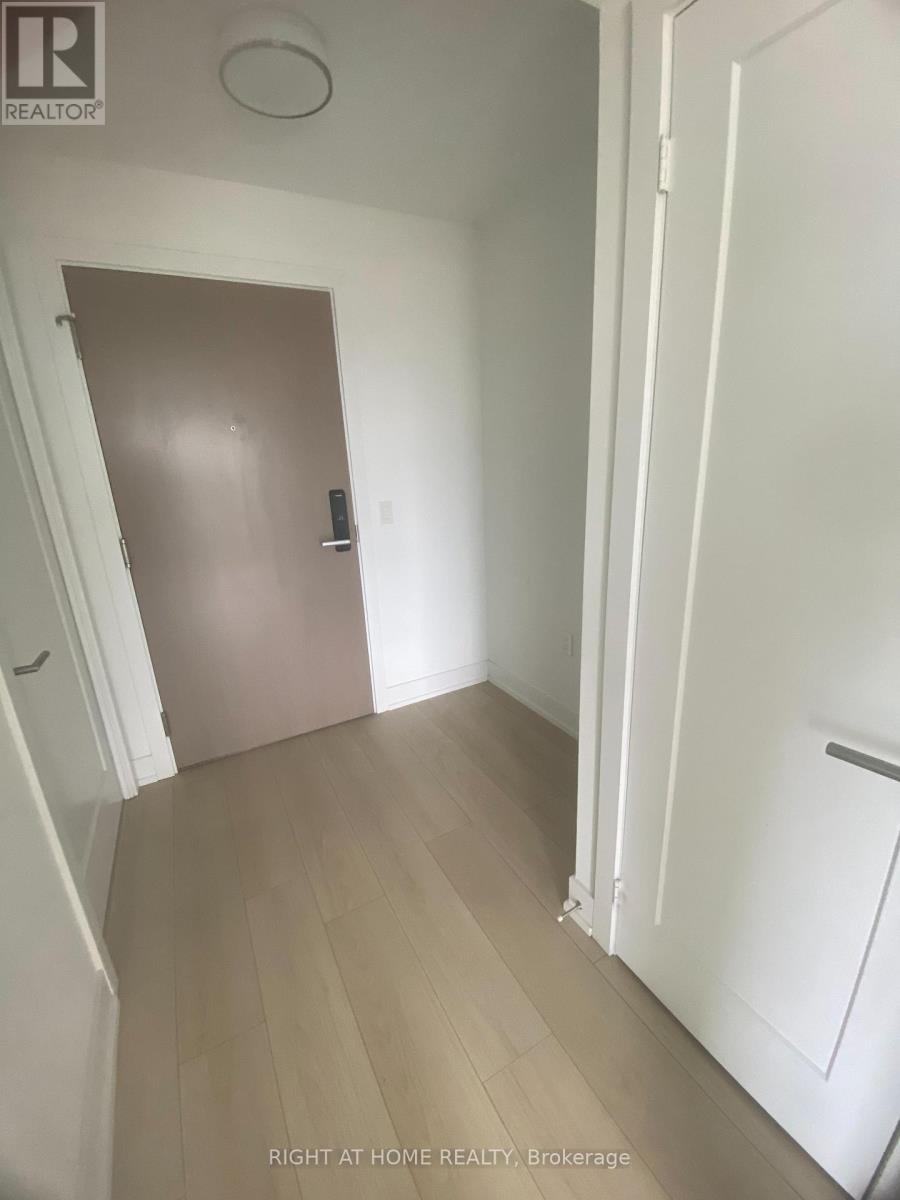 2416 - 585 Bloor Street E, Toronto, Ontario  M4W 0B3 - Photo 5 - C13113332
