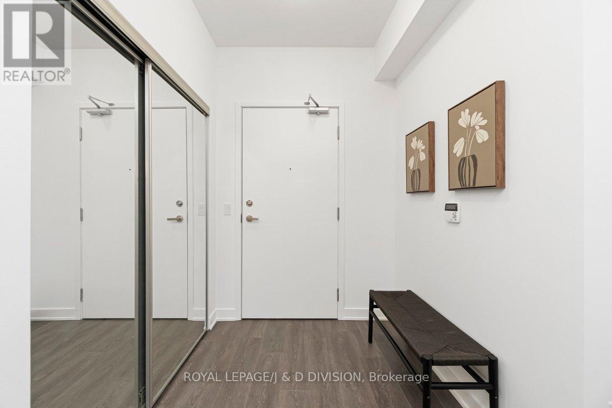 1807 - 99 Broadway Avenue, Toronto, Ontario  M4P 0E3 - Photo 3 - C13113352
