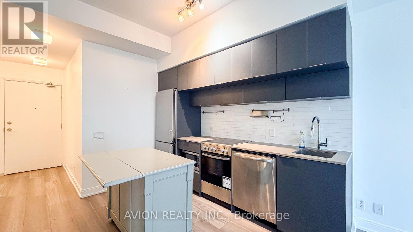 2501 - 181 Dundas Street E, Toronto, Ontario  M5A 0N5 - Photo 2 - C13113372