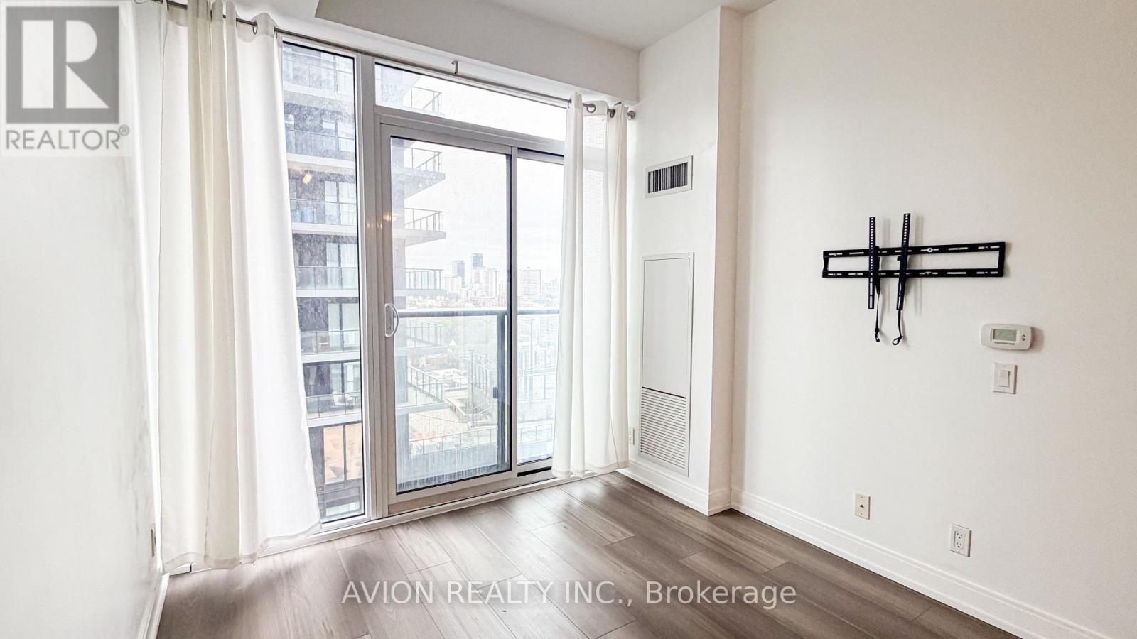 2501 - 181 Dundas Street E, Toronto, Ontario  M5A 0N5 - Photo 5 - C13113372