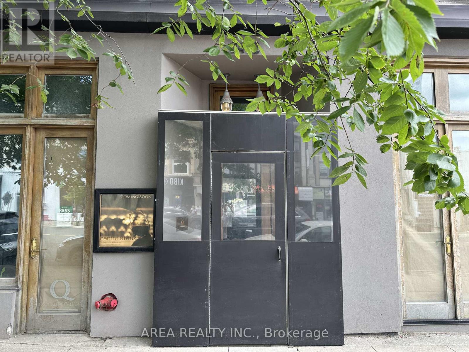 1 - 2472 Yonge Street, Toronto, Ontario  M4P 2H5 - Photo 2 - C13113432